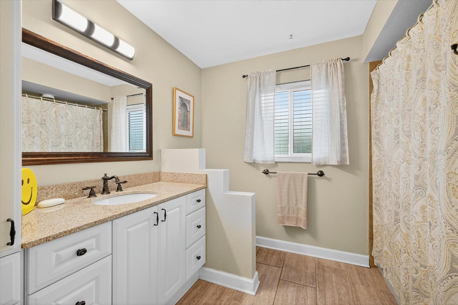 Image 20 of 29 For 775 Wild Oak Lane