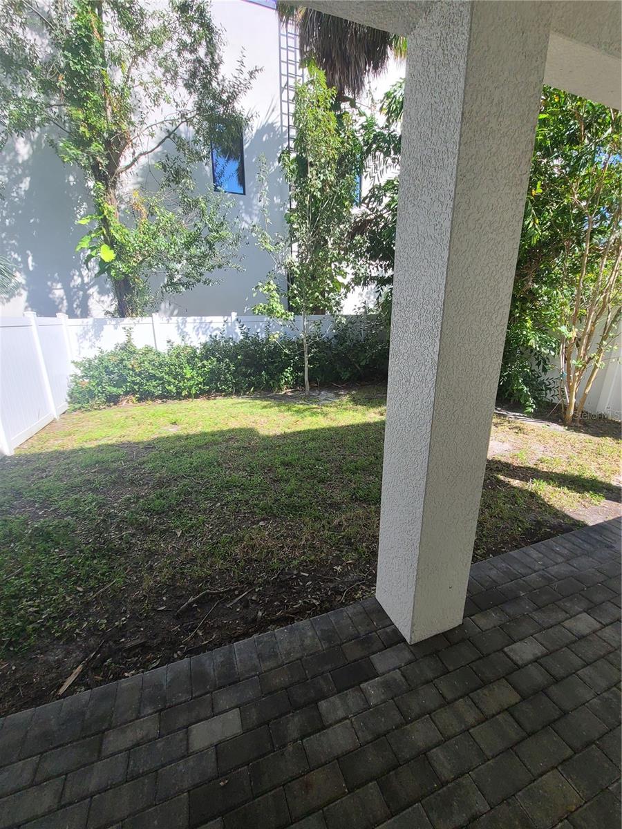 Image 14 of 16 For 4503 North A Street 1