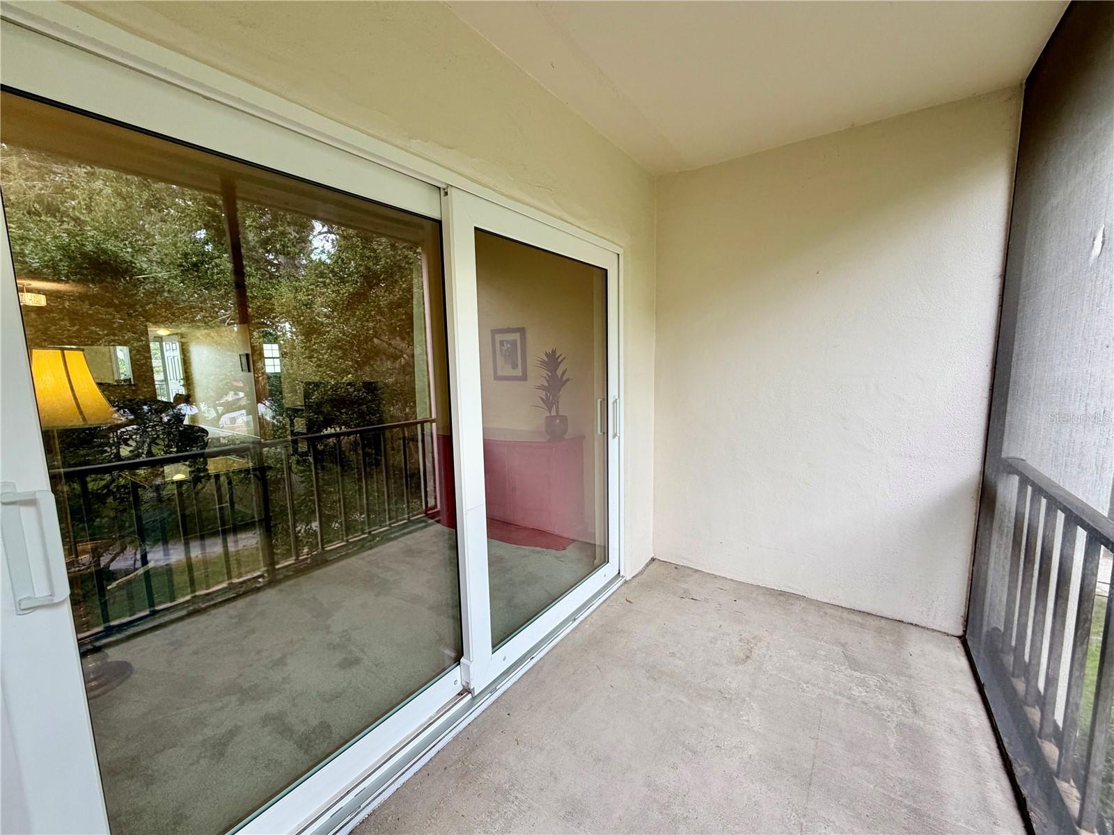 Image 15 of 34 For 870 Virginia Street 302