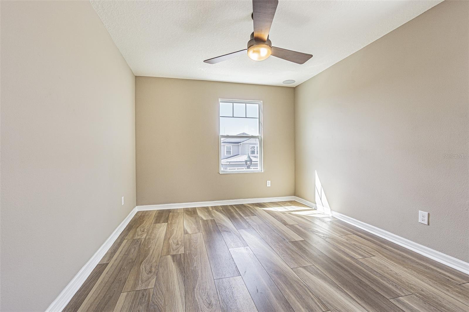 Image 19 of 54 For 8147 Artisan Cir