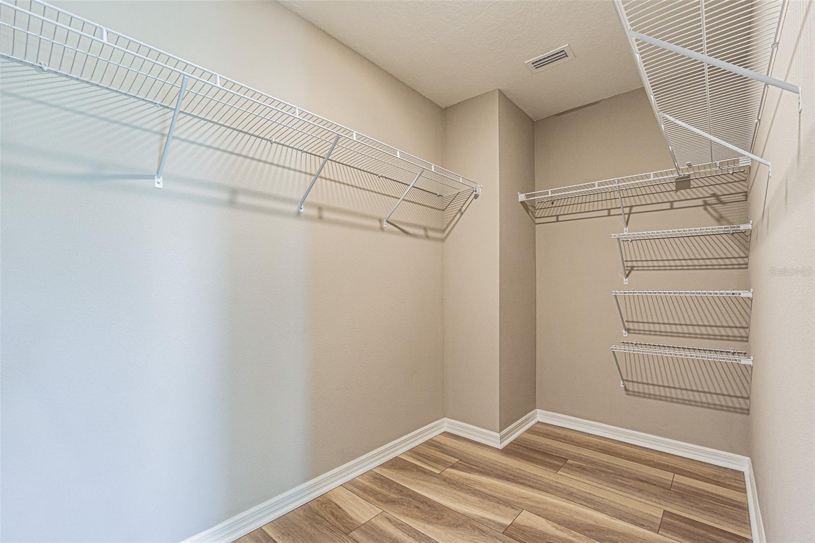 Image 25 of 54 For 8147 Artisan Cir