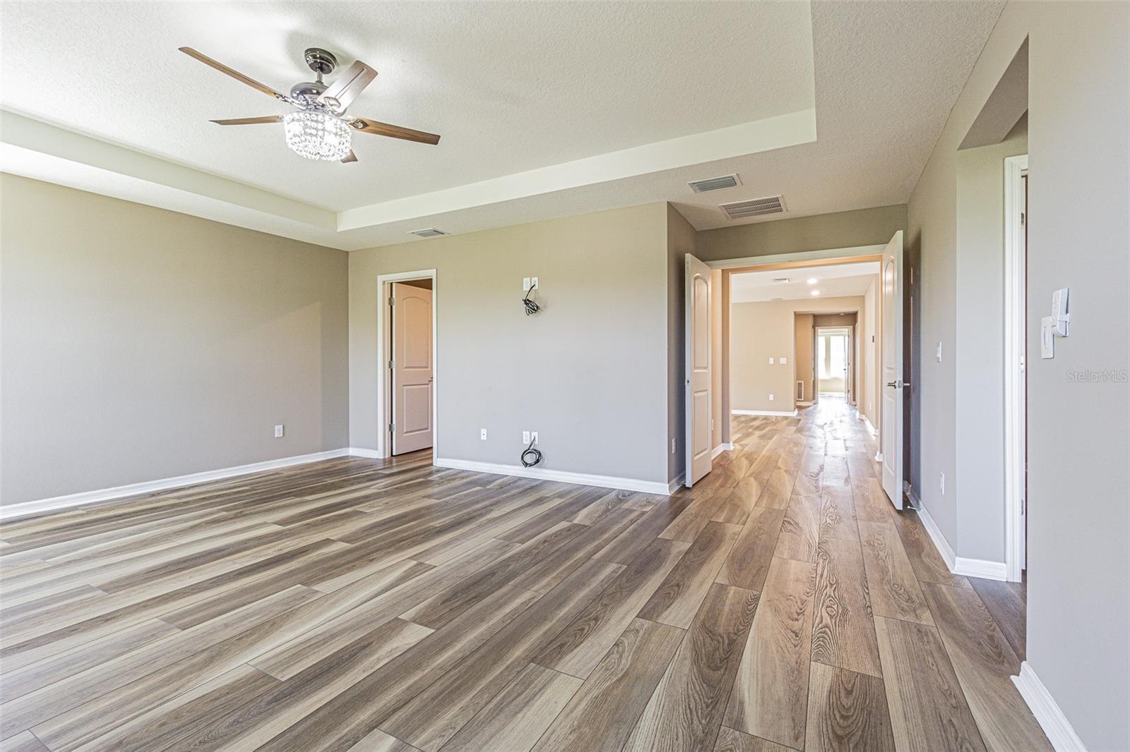 Image 28 of 54 For 8147 Artisan Cir