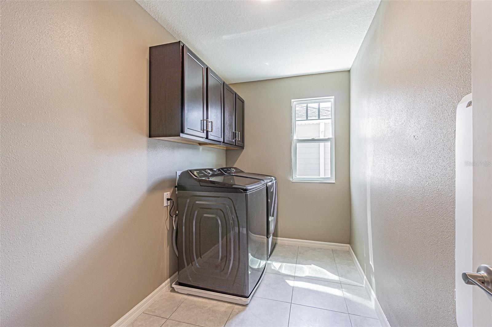 Image 40 of 54 For 8147 Artisan Cir