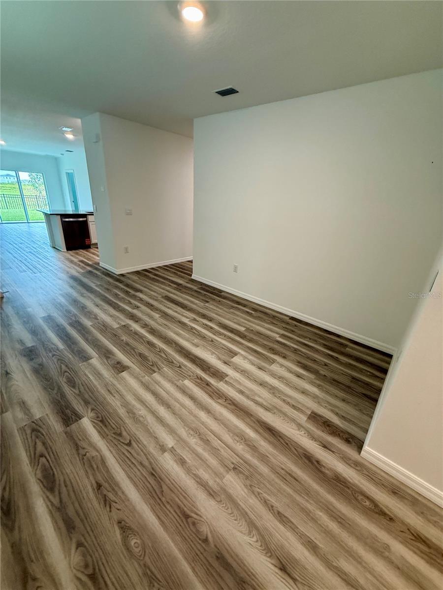 Image 4 of 19 For 33019 Osprey Peak Way