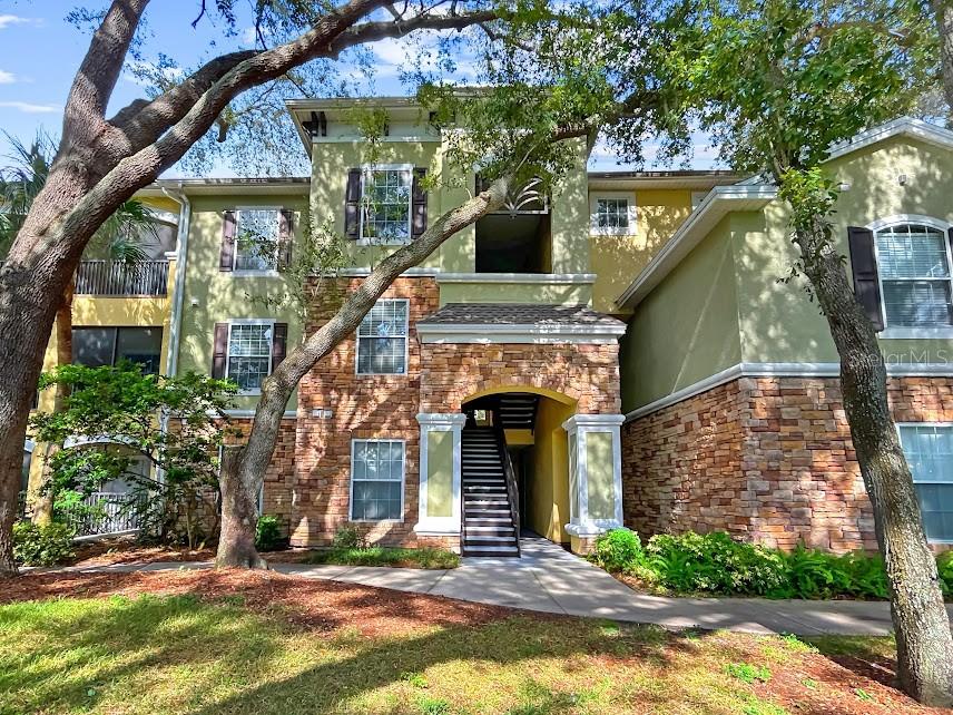 Image 2 of 30 For 10105 Courtney Palms Boulevard 303