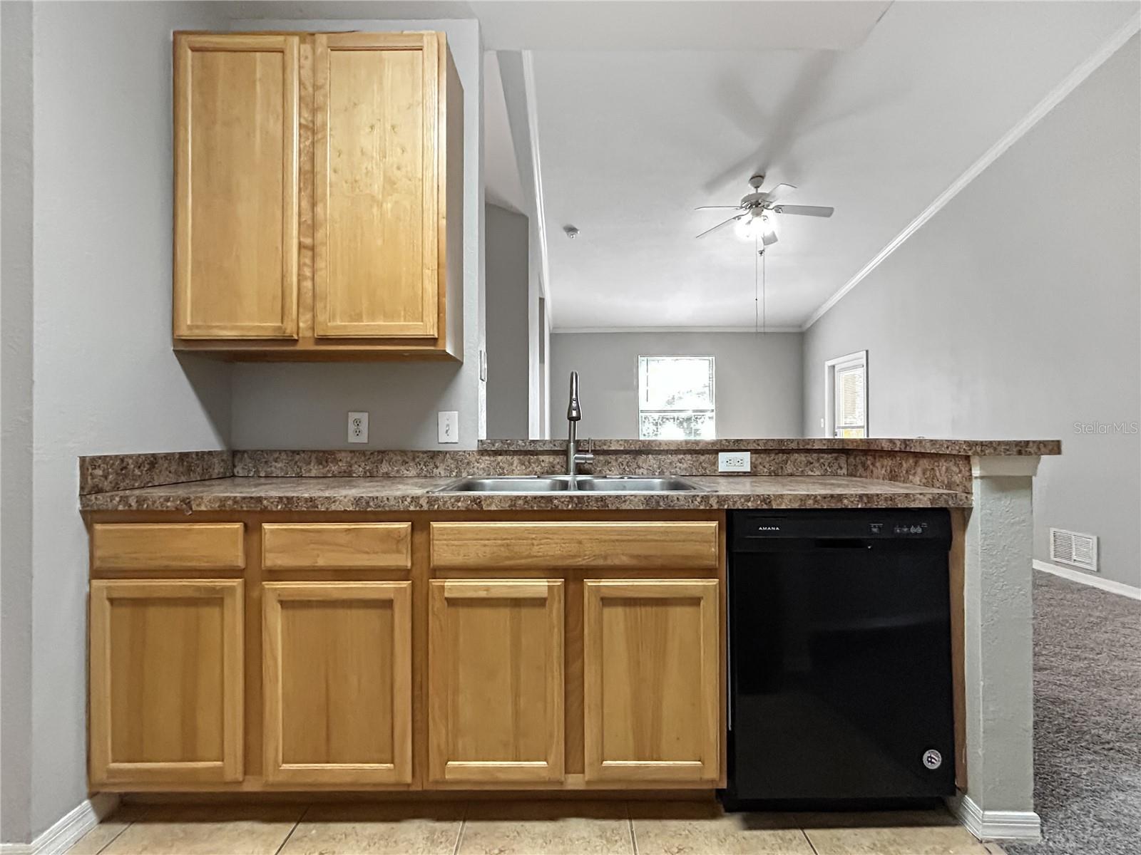 Image 5 of 30 For 10105 Courtney Palms Boulevard 303