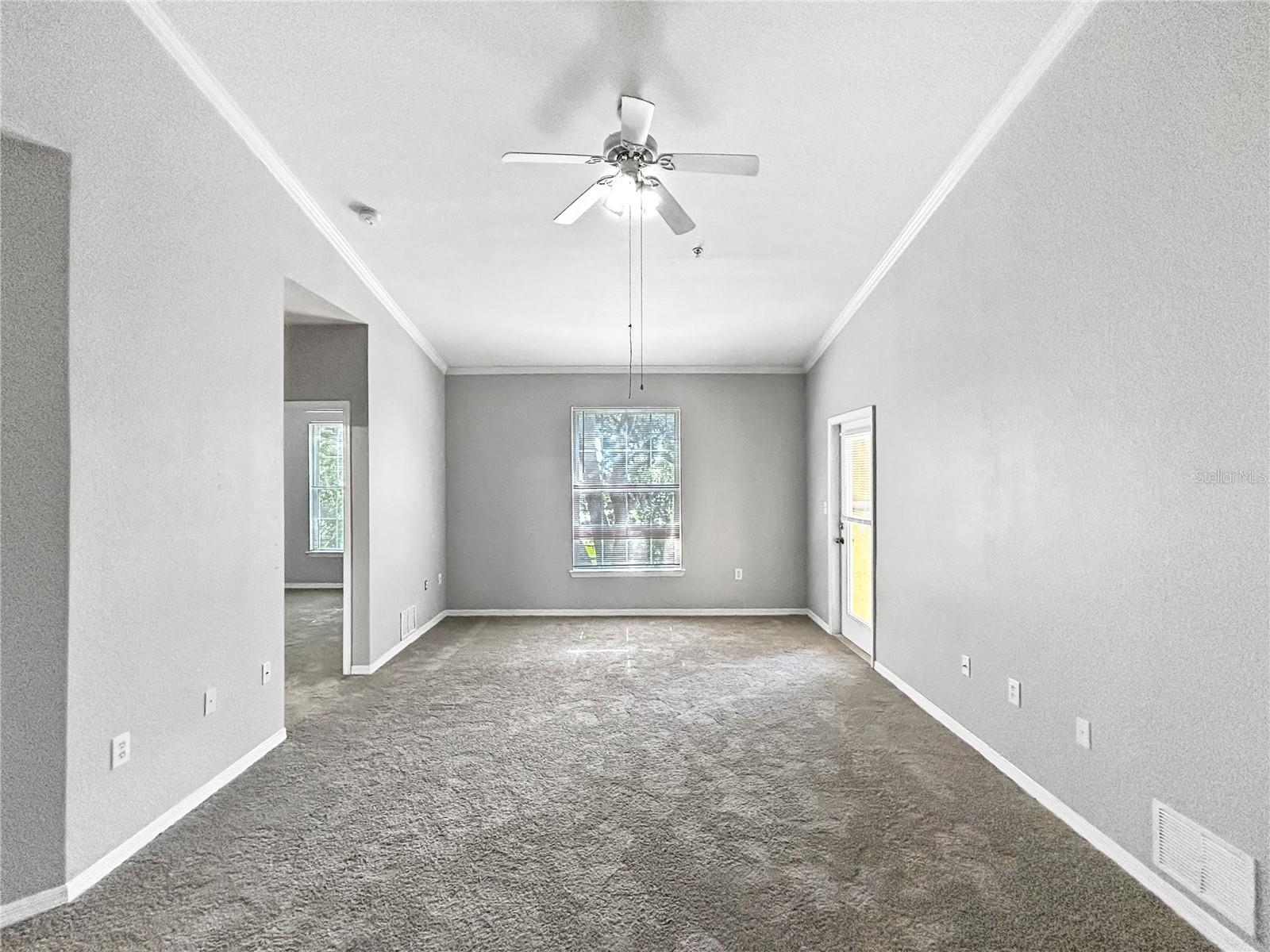 Image 8 of 30 For 10105 Courtney Palms Boulevard 303