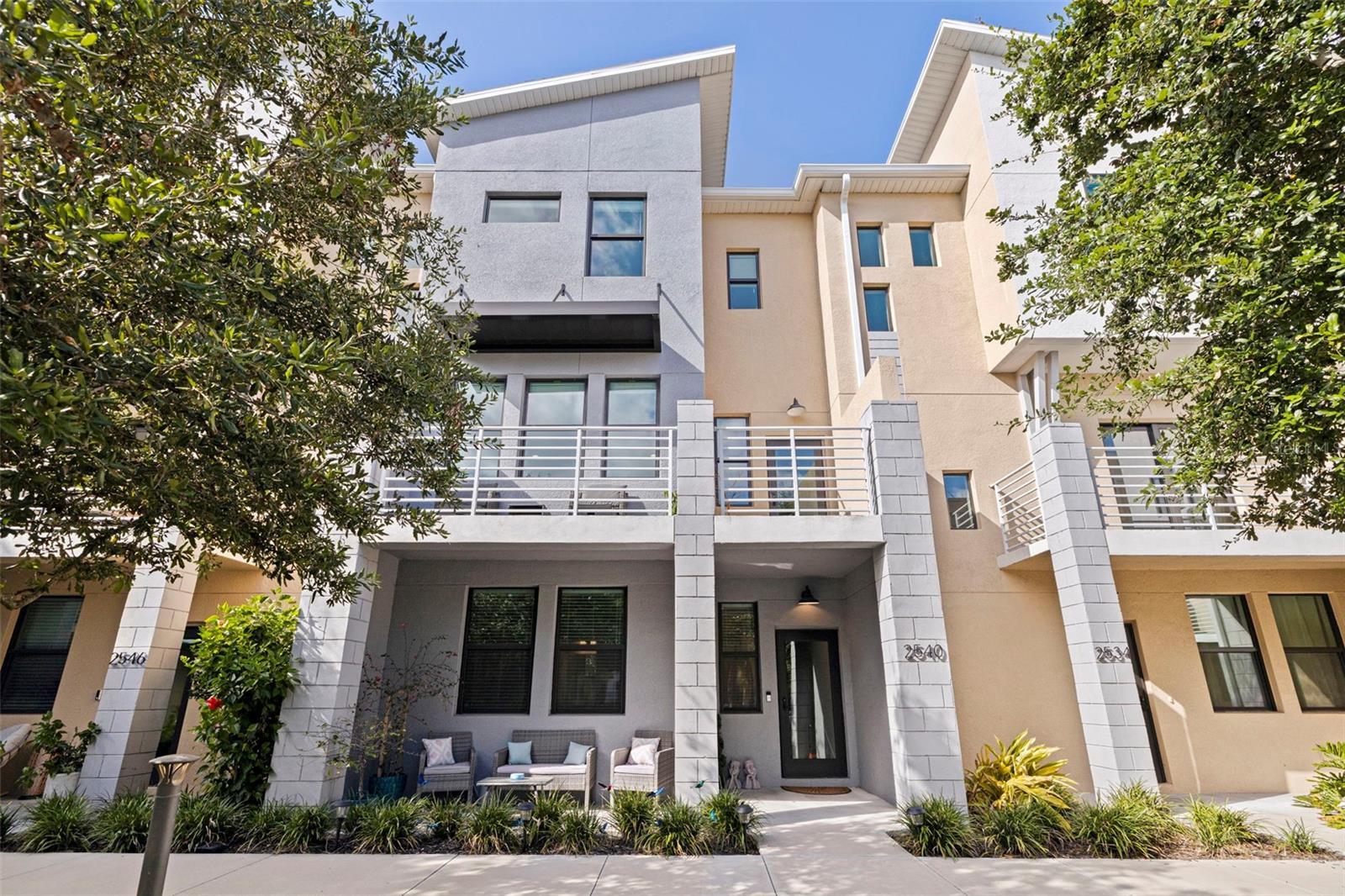 Details for 2540 12th Terrace N, ST PETERSBURG, FL 33713