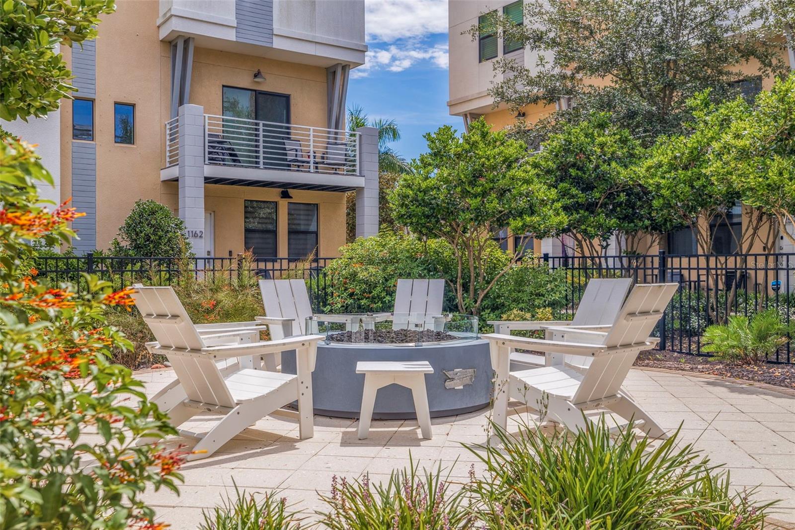 Image 37 of 43 For 2540 12th Terrace N