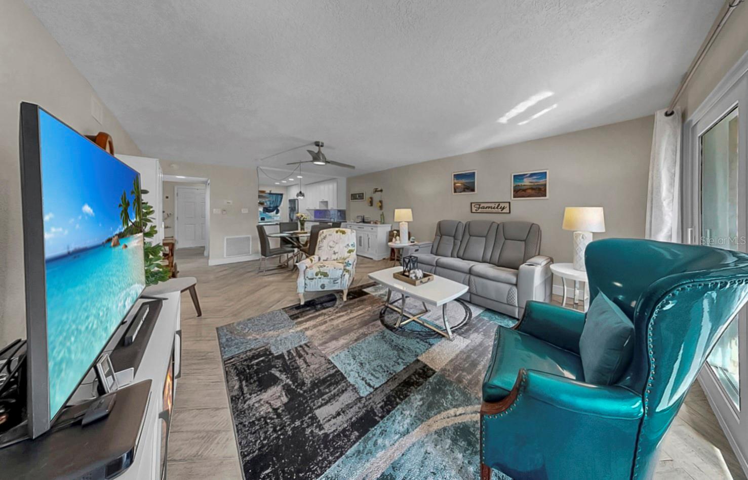 Image 17 of 34 For 8799 Bardmoor Boulevard 205
