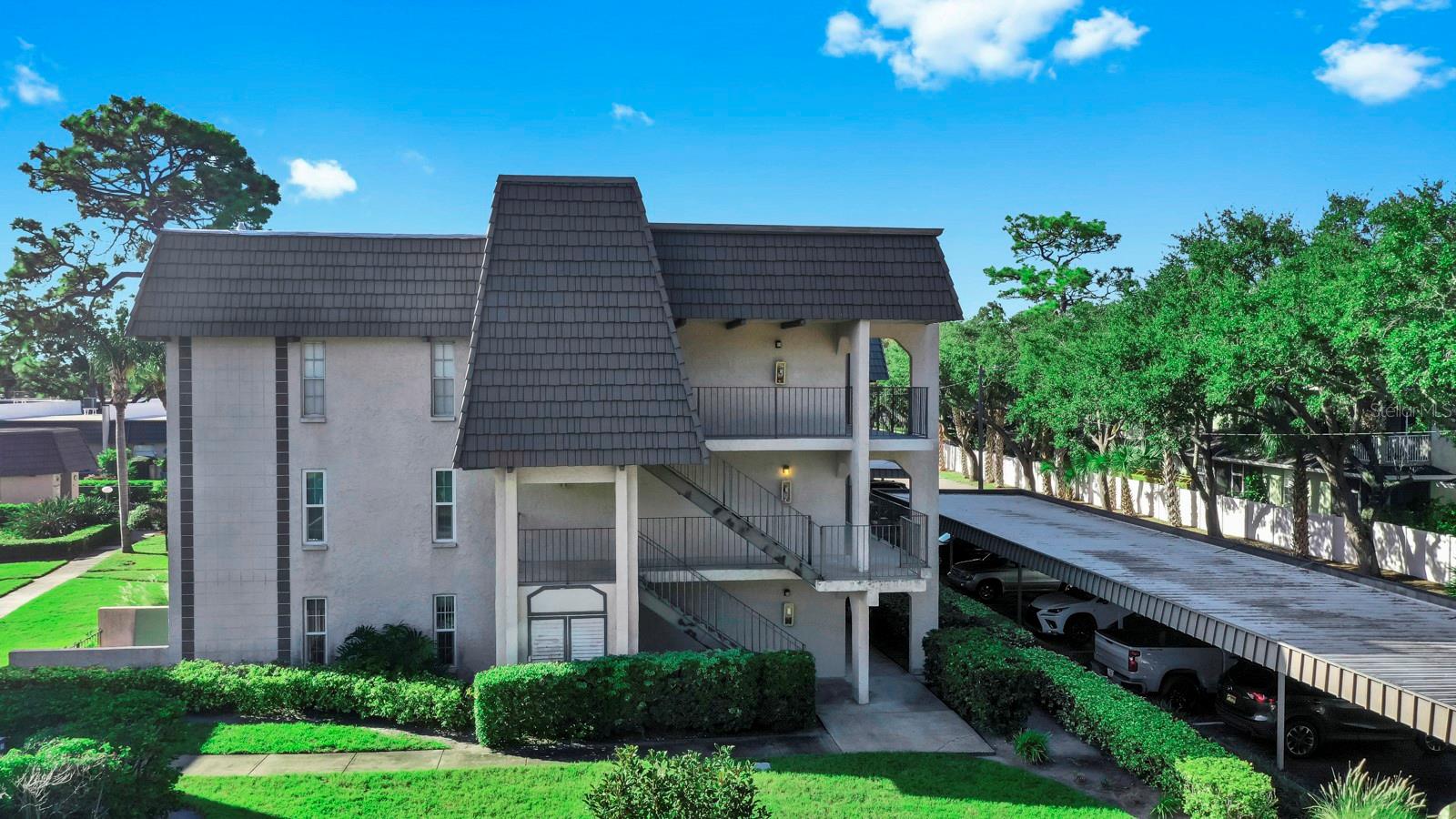Image 31 of 34 For 8799 Bardmoor Boulevard 205