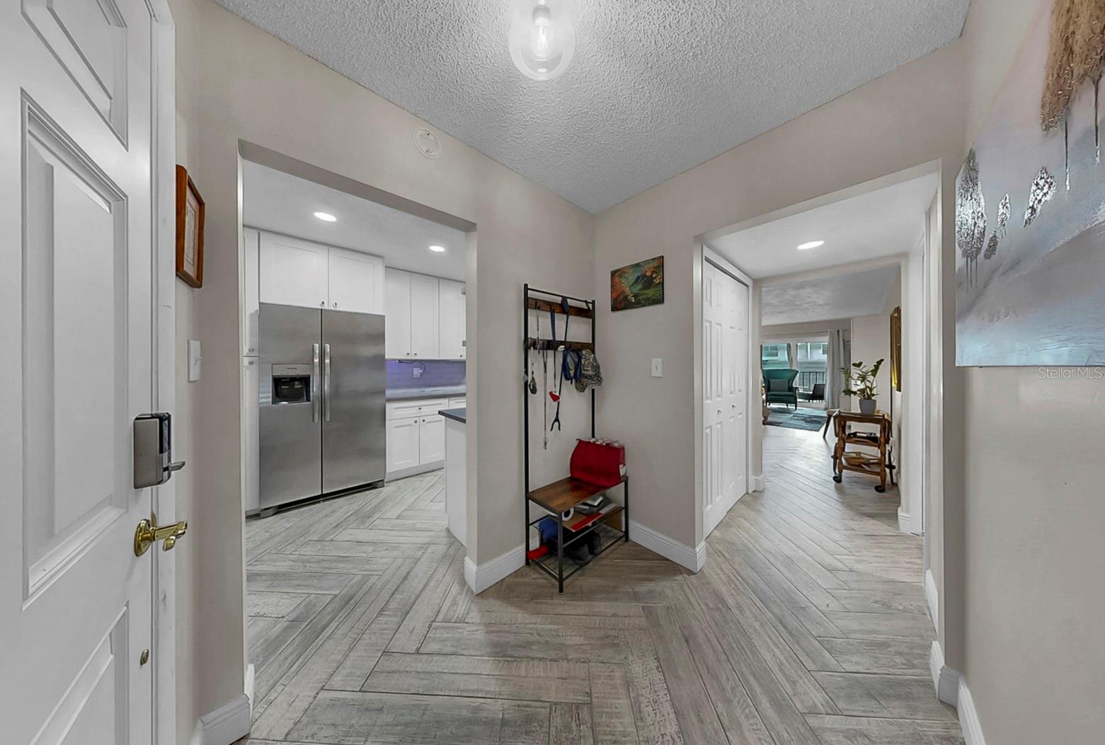 Image 4 of 34 For 8799 Bardmoor Boulevard 205
