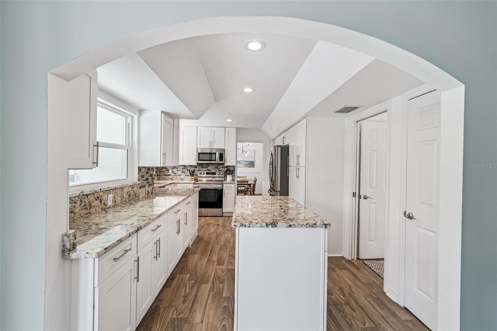 Image 13 of 56 For 5201 15th Avenue W