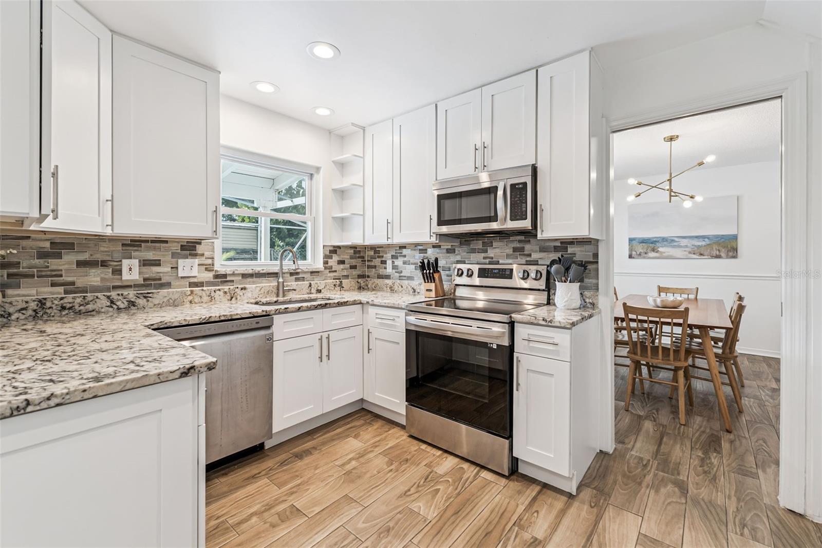 Image 15 of 56 For 5201 15th Avenue W