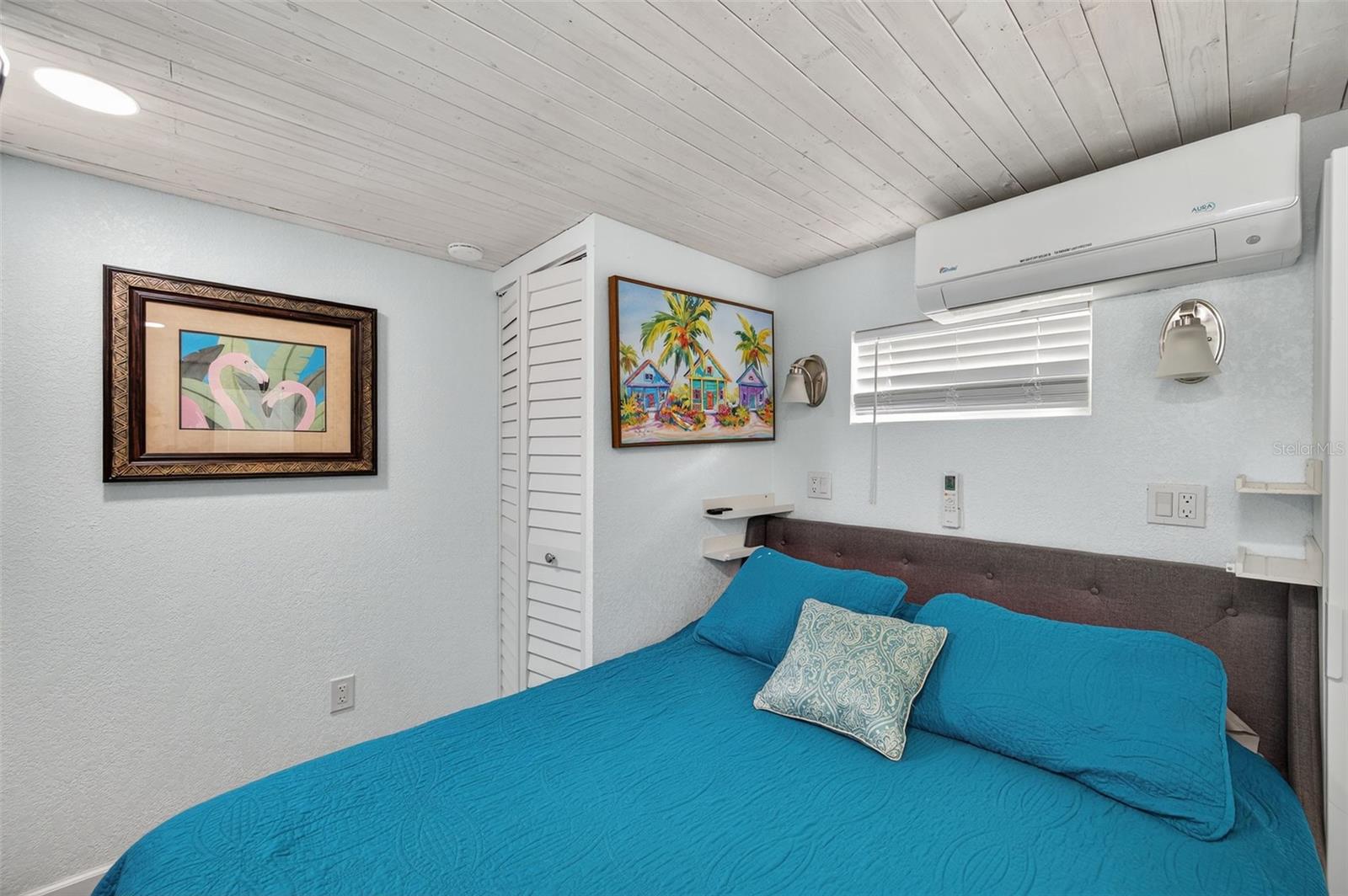 Image 27 of 44 For 3924 Alafia Boulevard