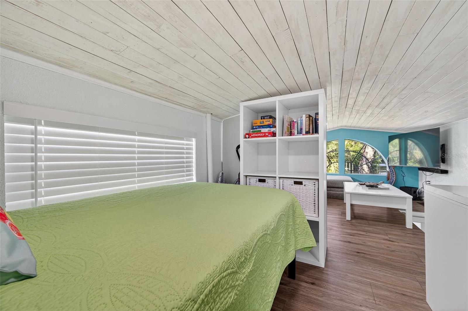 Image 32 of 44 For 3924 Alafia Boulevard
