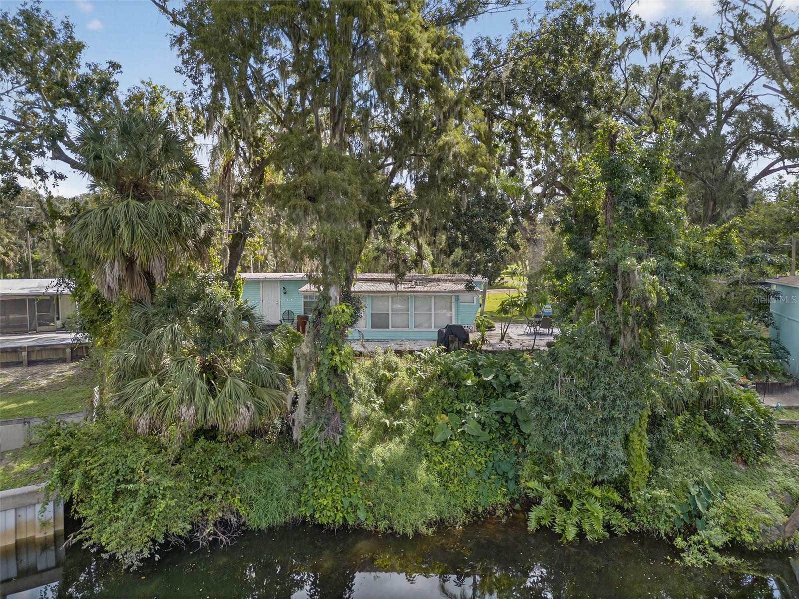 Image 42 of 44 For 3924 Alafia Boulevard