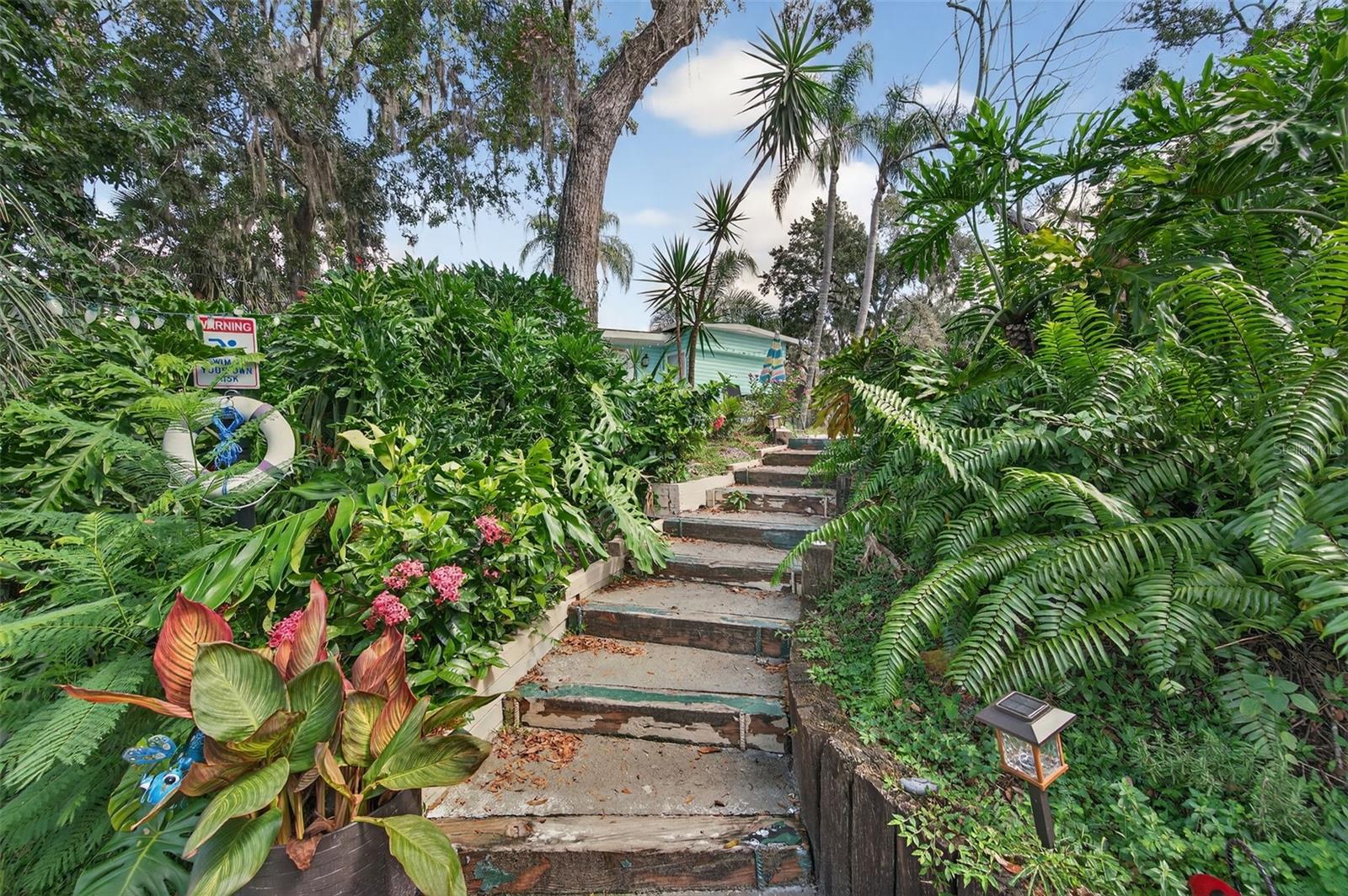 Image 6 of 44 For 3924 Alafia Boulevard