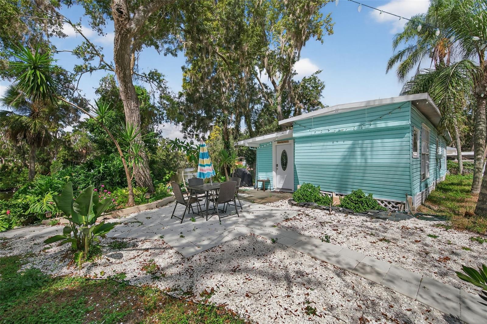 Image 7 of 44 For 3924 Alafia Boulevard