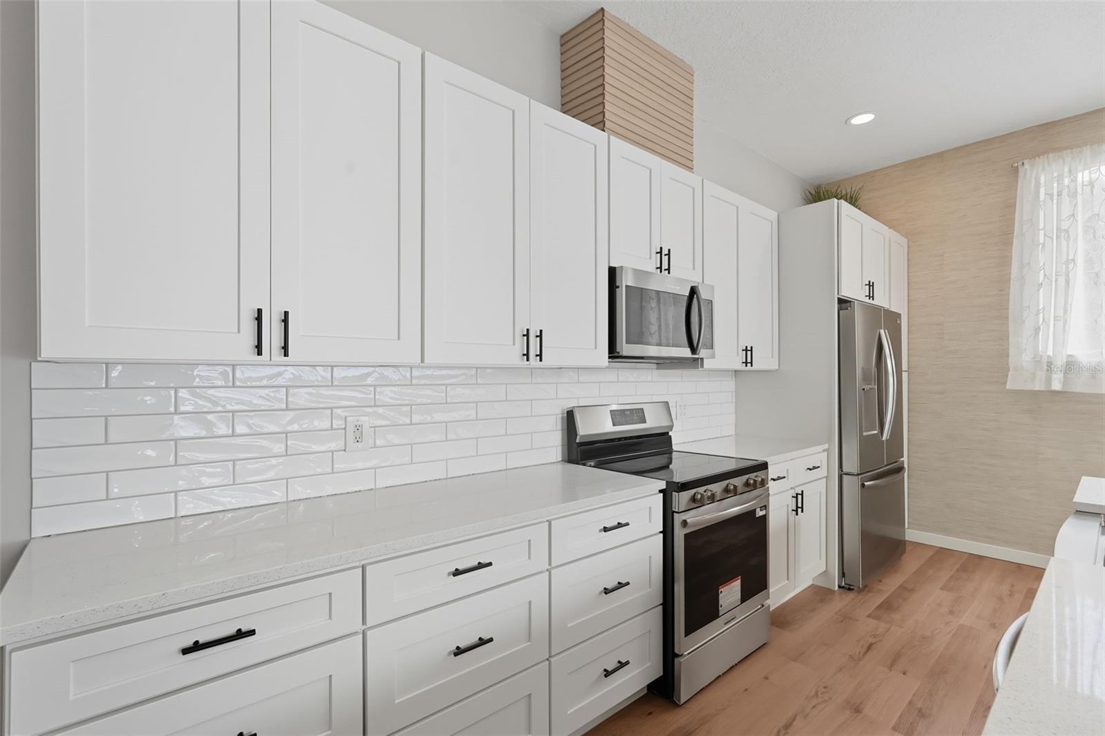 Image 12 of 29 For 14547 Oliver Street