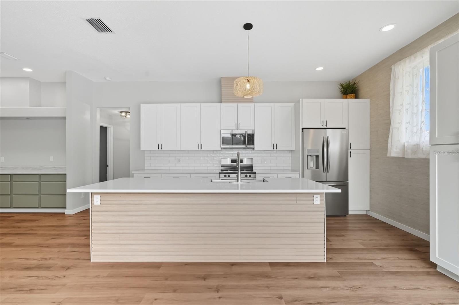 Image 15 of 29 For 14547 Oliver Street