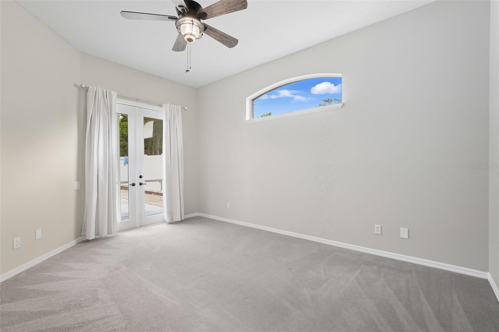 Image 18 of 29 For 14547 Oliver Street