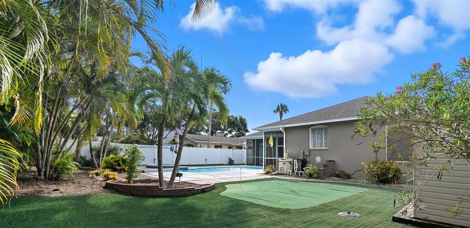 Image 25 of 29 For 14547 Oliver Street