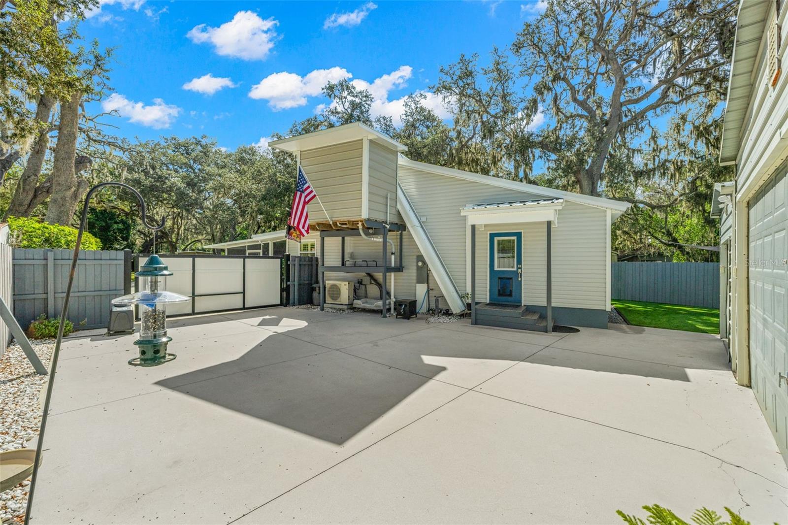 Image 22 of 40 For 1817 Beachway Ln