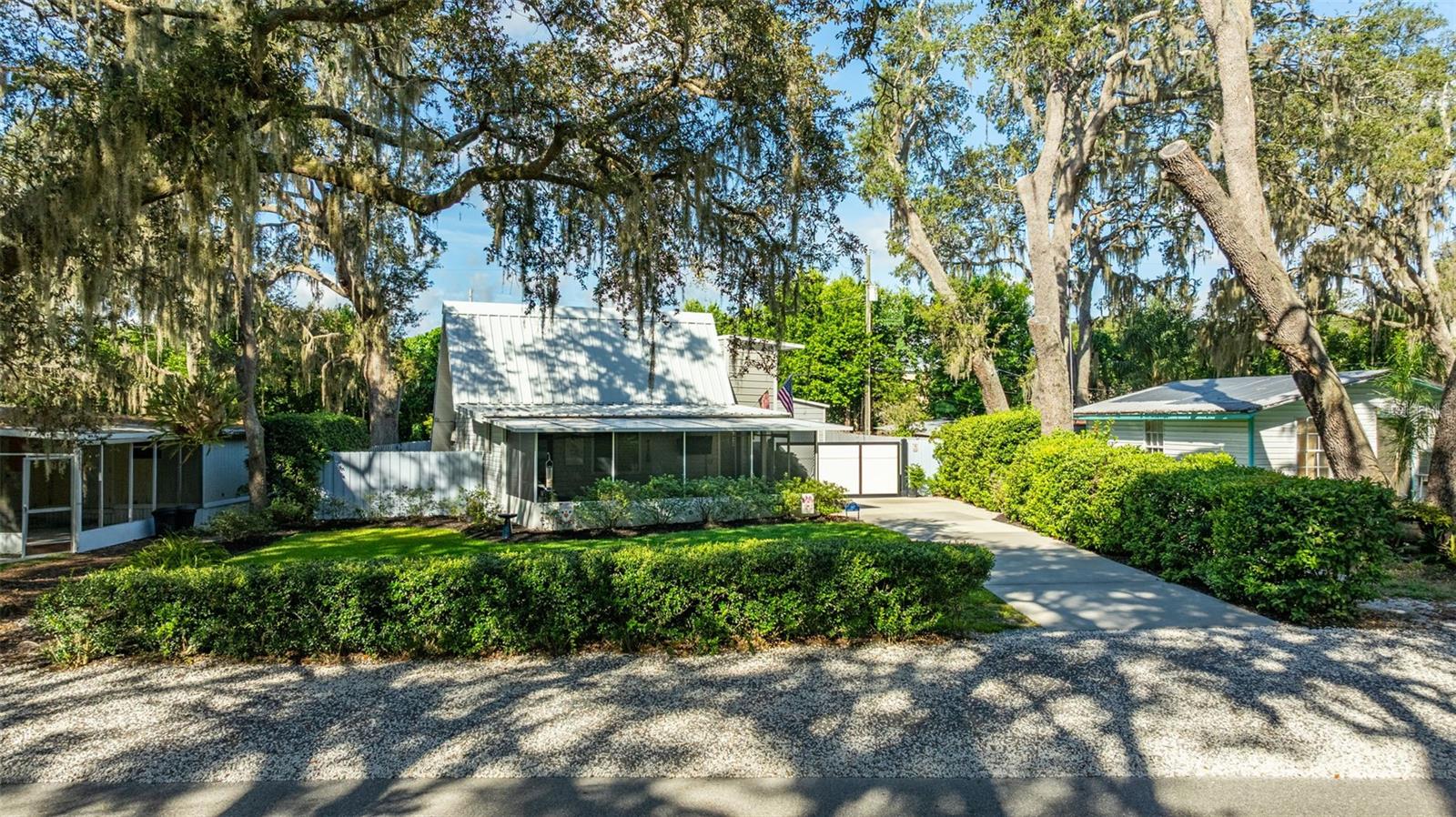 Image 28 of 40 For 1817 Beachway Ln