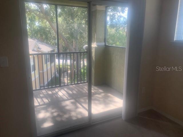 Image 11 of 19 For 10106 Courtney Oaks Circle 304