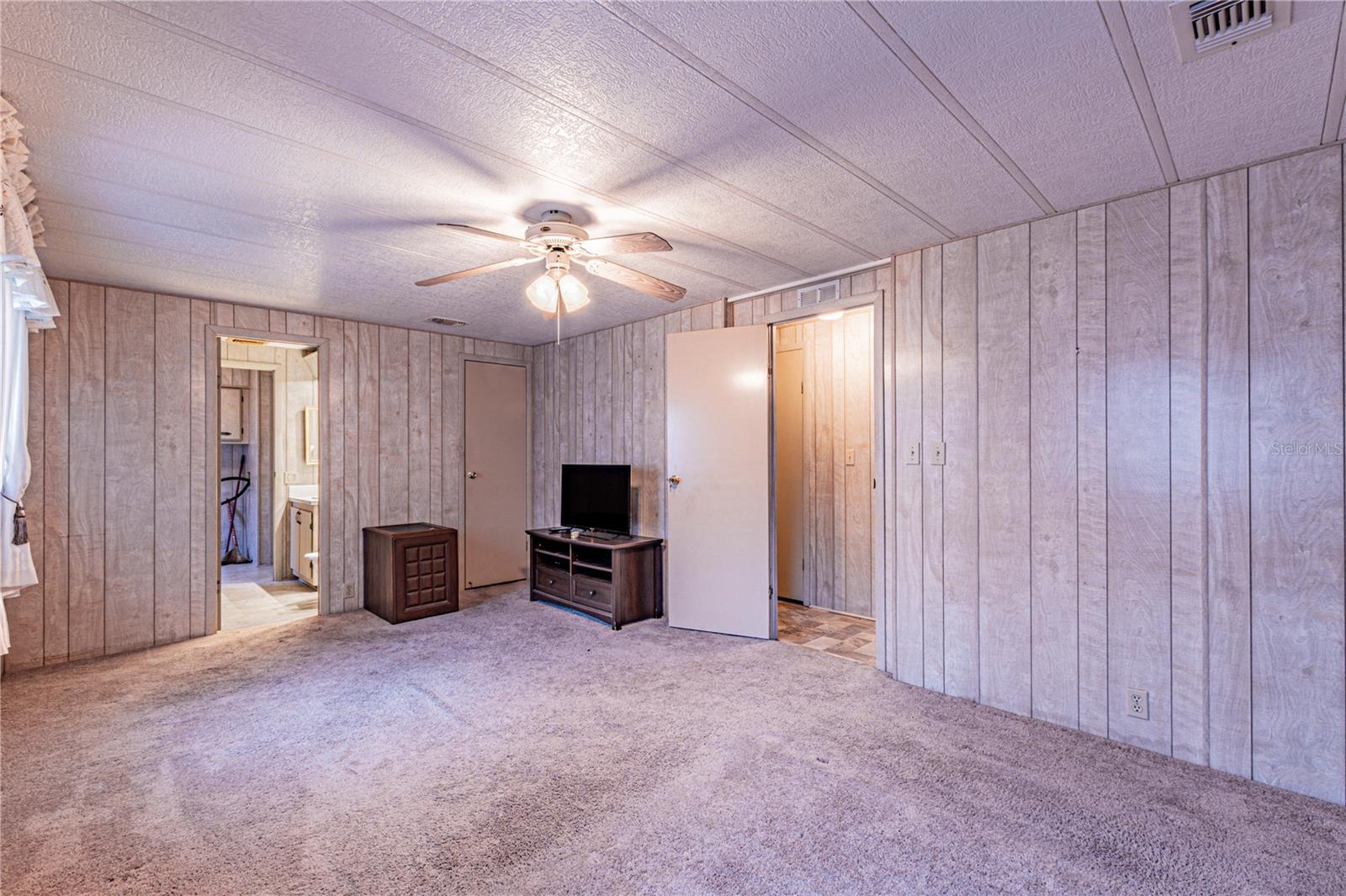 Image 23 of 41 For 7131 El Dewitt Street