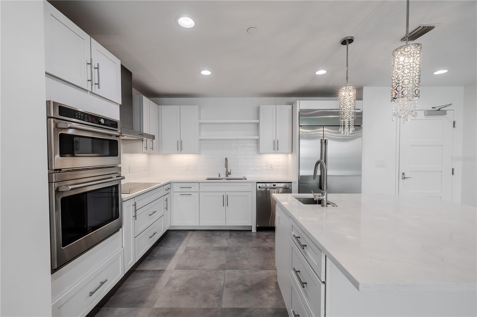 Image 15 of 82 For 920 Osceola Avenue 703
