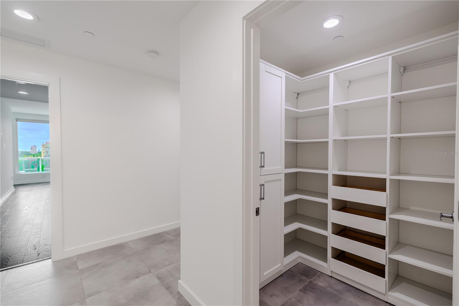 Image 19 of 82 For 920 Osceola Avenue 703