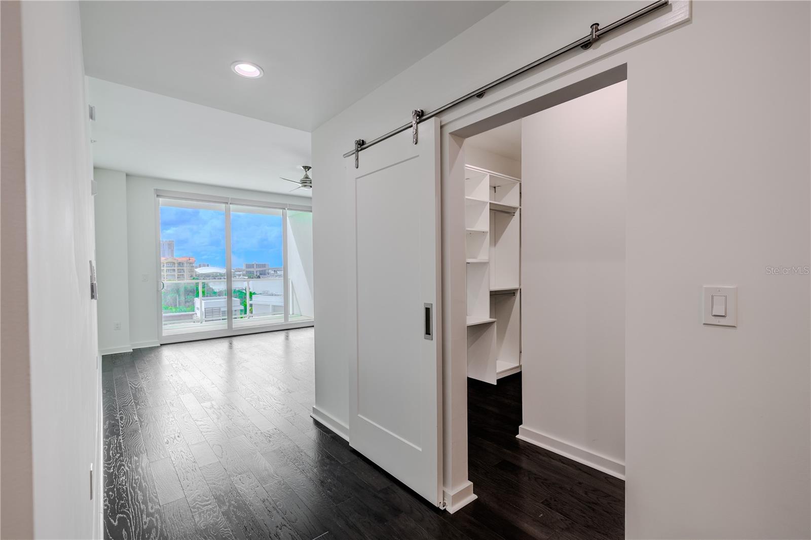 Image 22 of 82 For 920 Osceola Avenue 703
