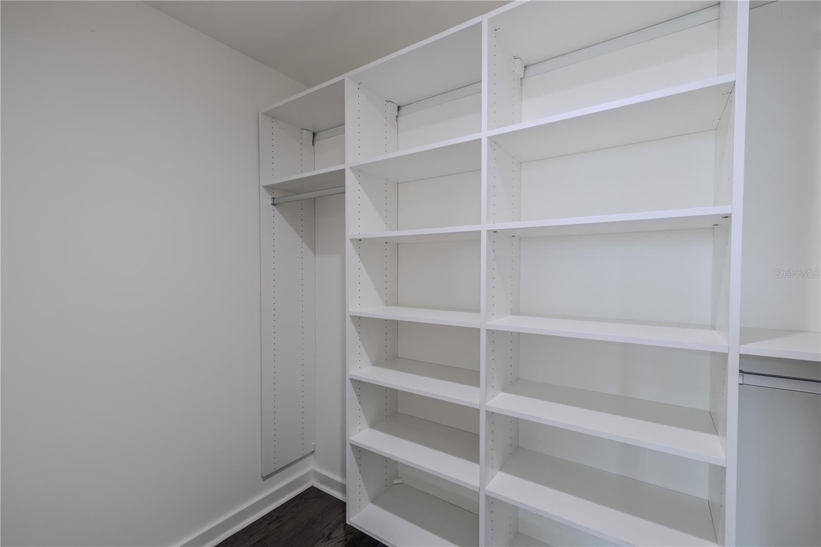 Image 46 of 82 For 920 Osceola Avenue 703