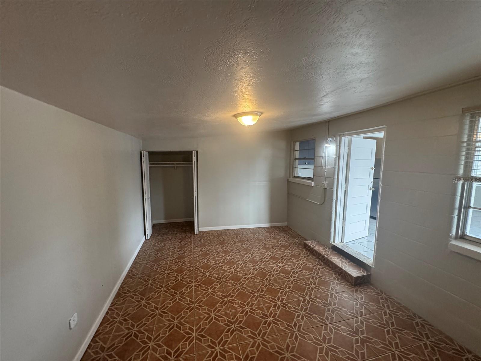 Image 10 of 16 For 201 Himes Avenue