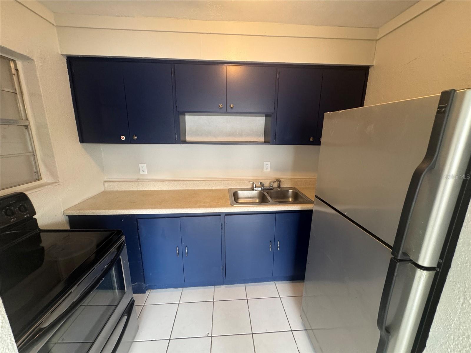 Image 11 of 16 For 201 Himes Avenue