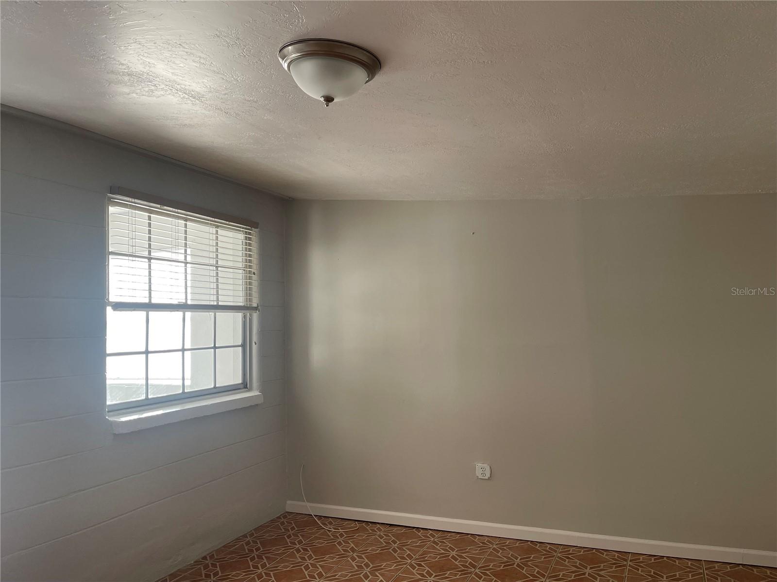 Image 19 of 22 For 201 Himes Avenue