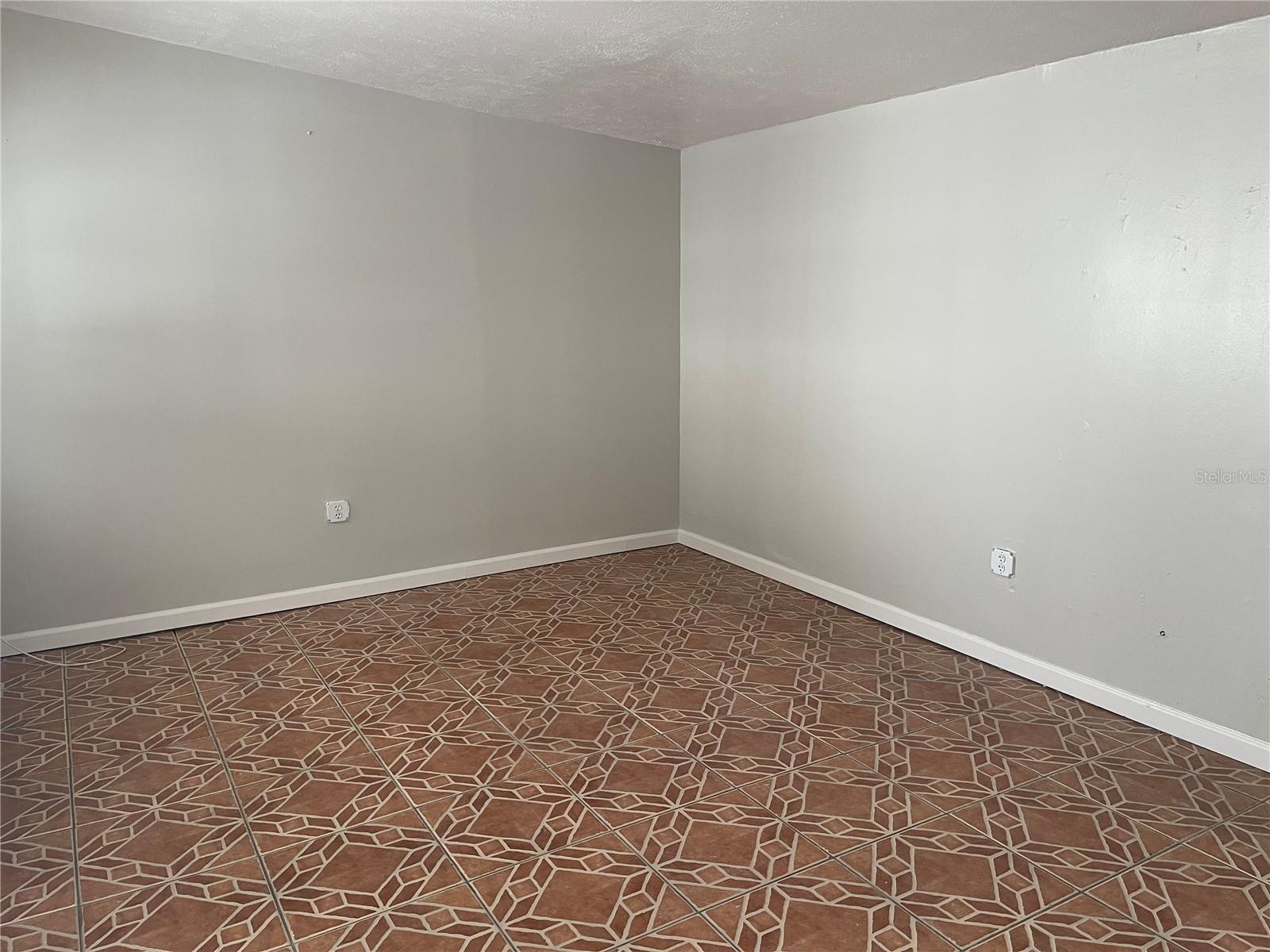 Image 21 of 22 For 201 Himes Avenue