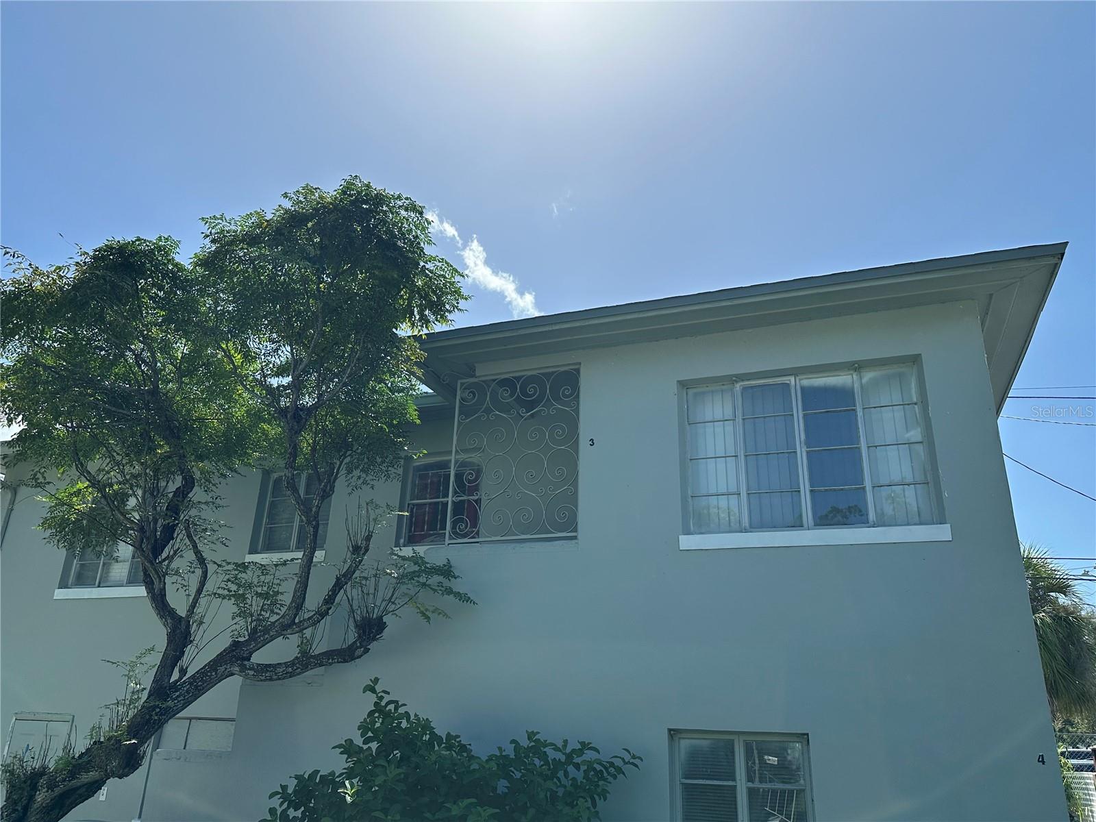 Image 2 of 16 For 734 21st Ave S