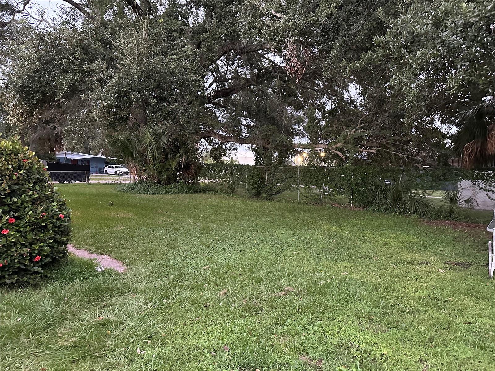 Image 4 of 16 For 734 21st Ave S