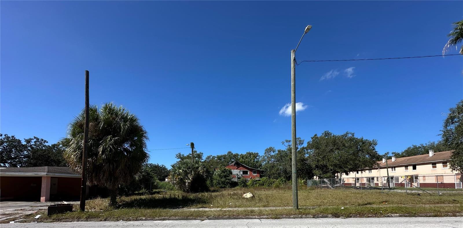 Image 29 of 37 For 418 Emily Street