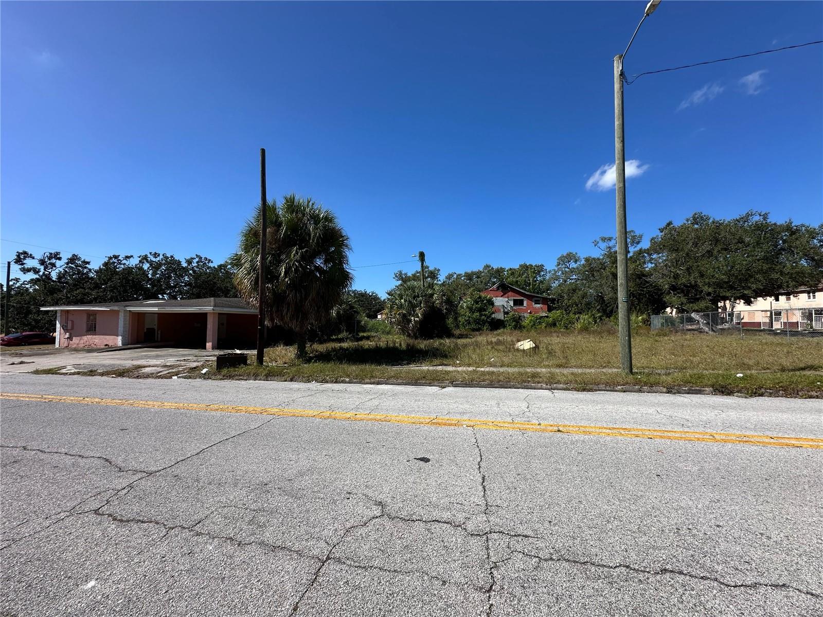 Image 34 of 37 For 418 Emily Street