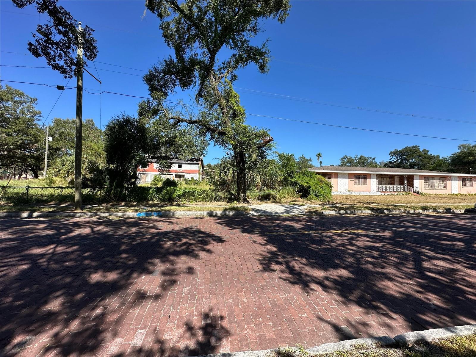 Image 36 of 37 For 418 Emily Street