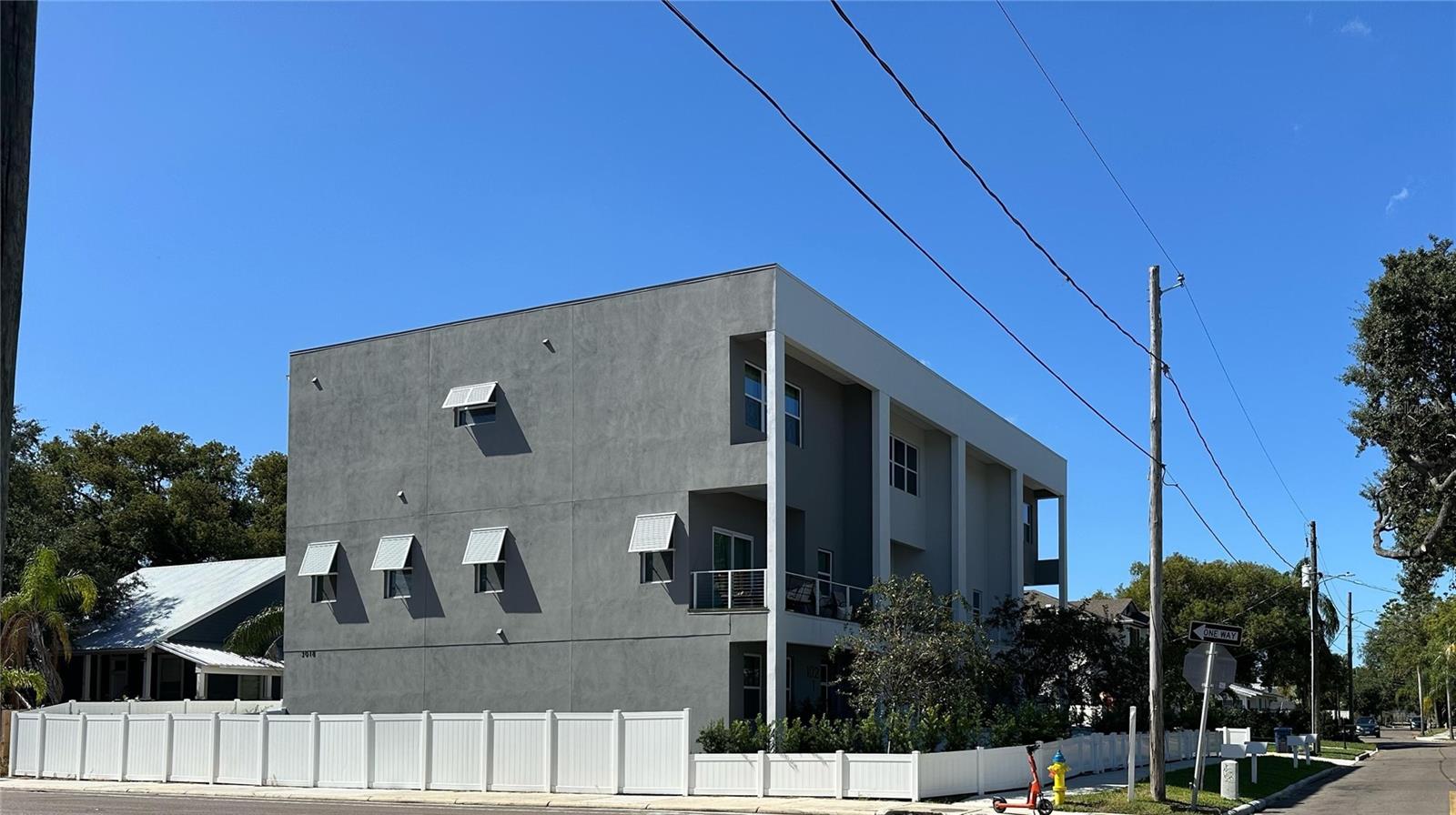 Image 19 of 54 For 414 & 418 Emily + 167408-0000 Street