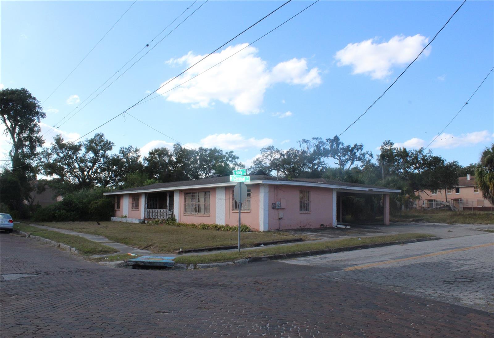 Image 28 of 54 For 414 & 418 Emily + 167408-0000 Street