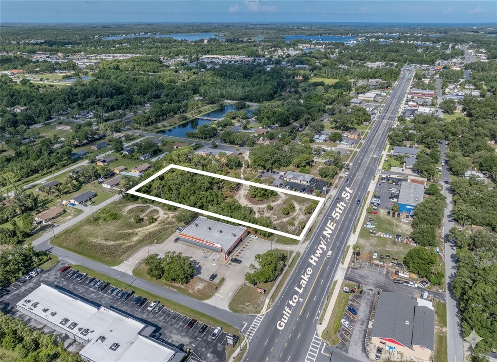 Listing photo id 0 for 950 5th Street
