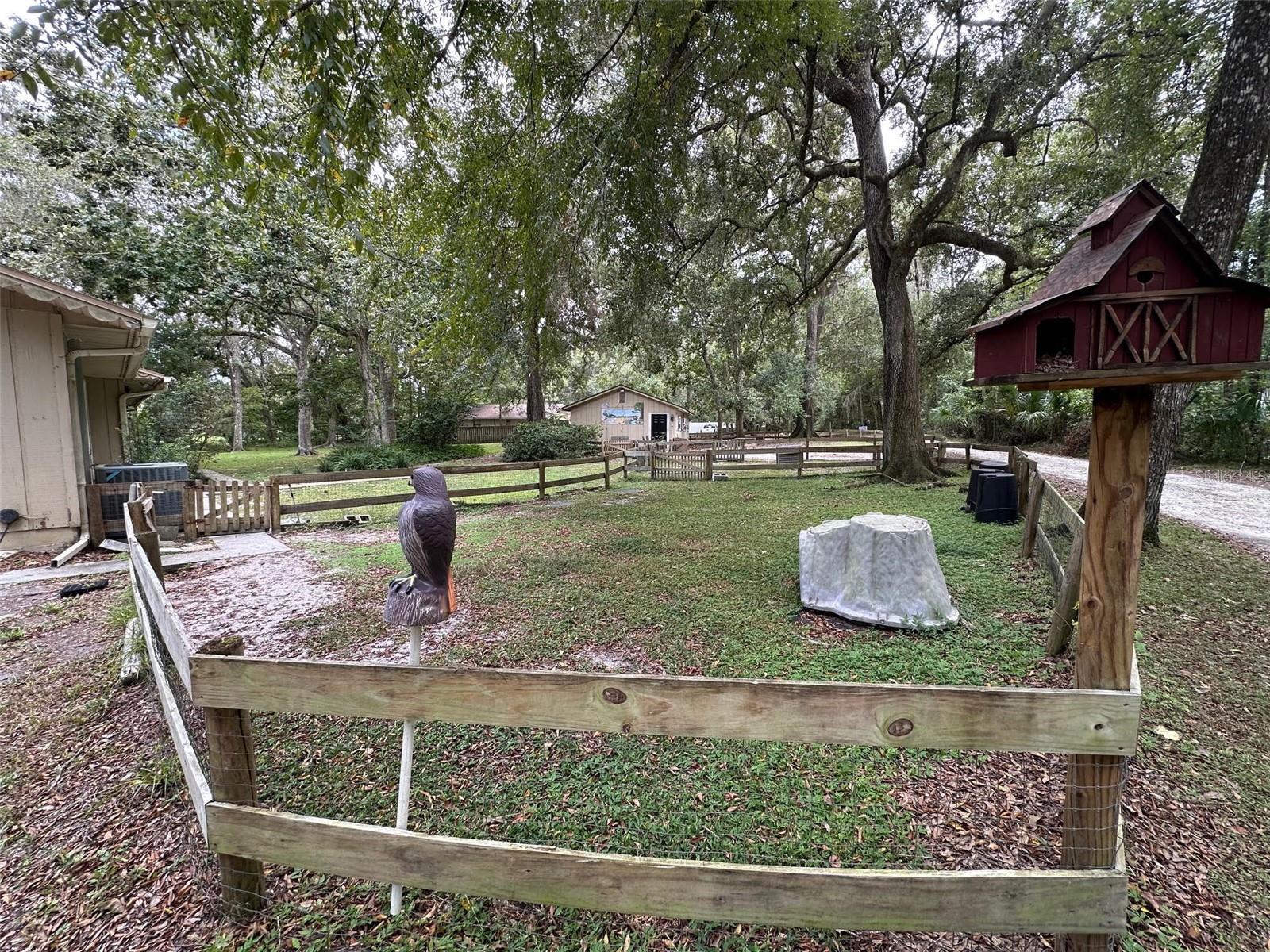 Image 5 of 15 For 24392 Lanark Road