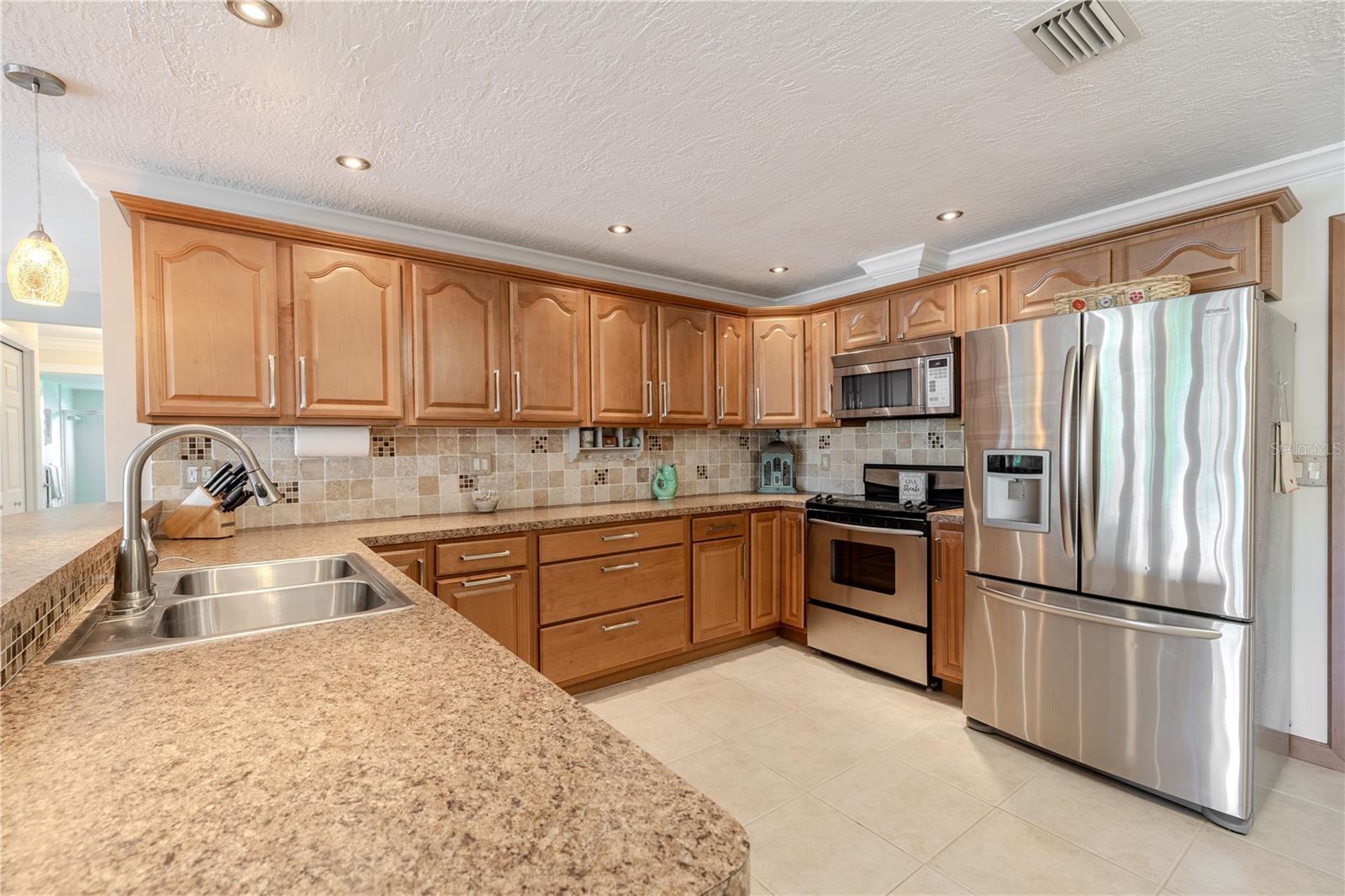 Image 2 of 40 For 44 Cypress Drive
