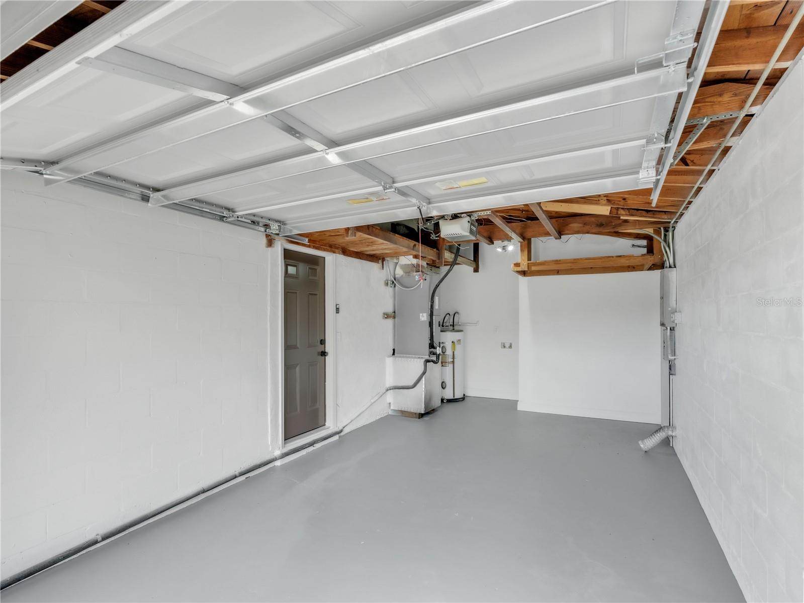 Image 21 of 22 For 10525 Valencia Road